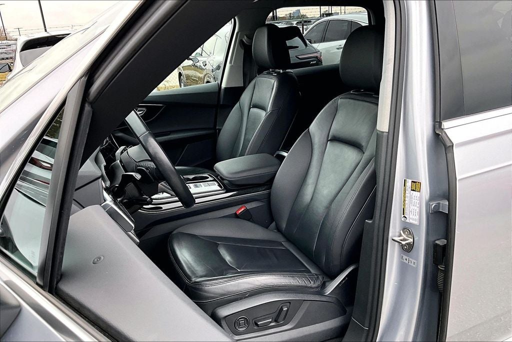 2022 Audi Q7 55 Premium Plus quattro