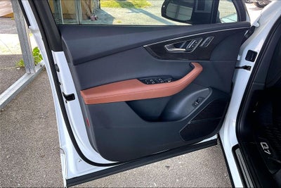 2024 Audi Q7 55 Premium Plus quattro