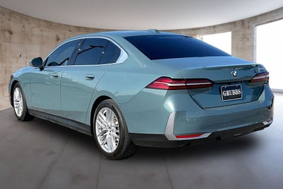 2024 BMW 5 Series 530i