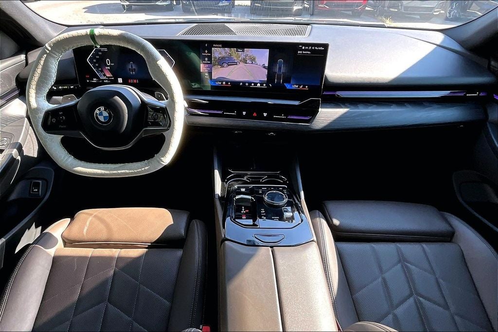 2024 BMW 5 Series 530i