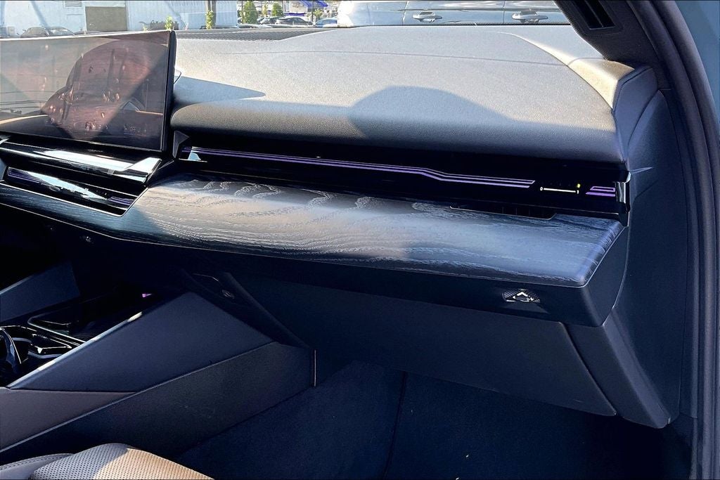 2024 BMW 5 Series 530i