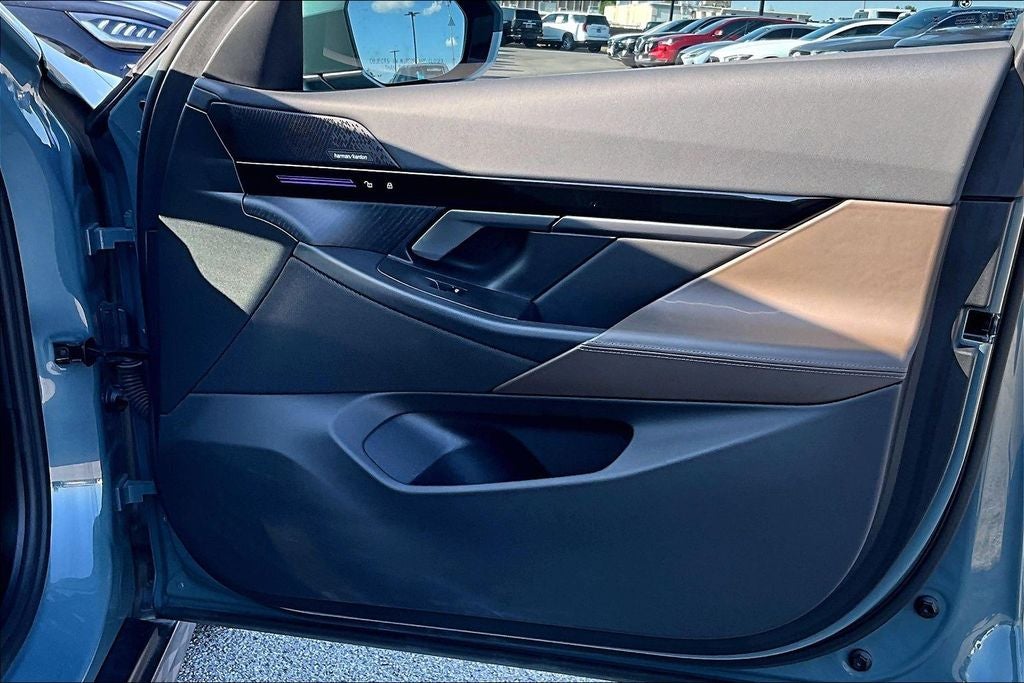 2024 BMW 5 Series 530i