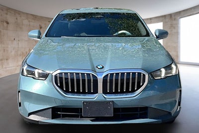 2024 BMW 5 Series 530i