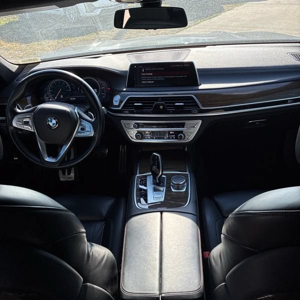 2019 BMW 7 Series 750i xDrive