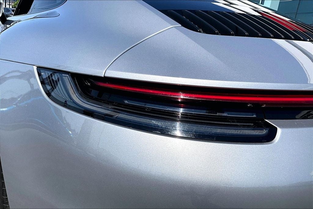2021 Porsche 911 Carrera