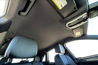 2022 Porsche Macan Base