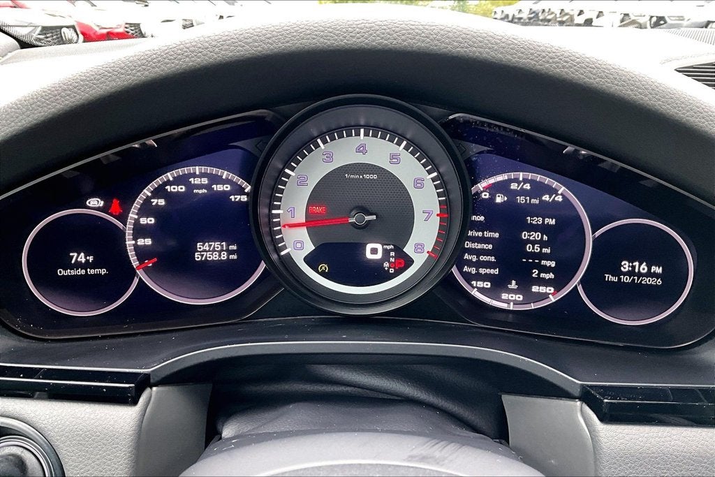 2023 Porsche Cayenne Platinum Edition