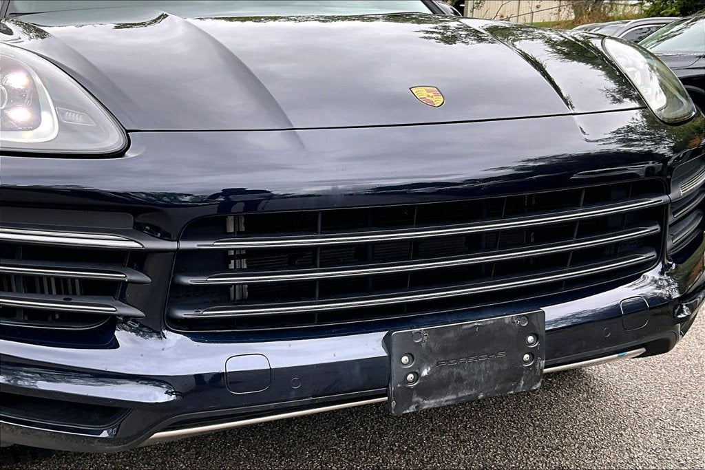 2023 Porsche Cayenne Platinum Edition