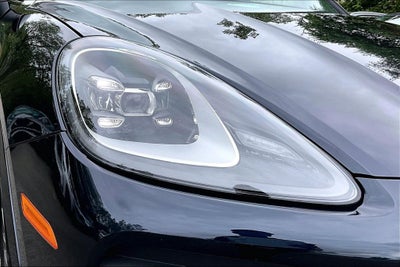 2023 Porsche Cayenne Platinum Edition