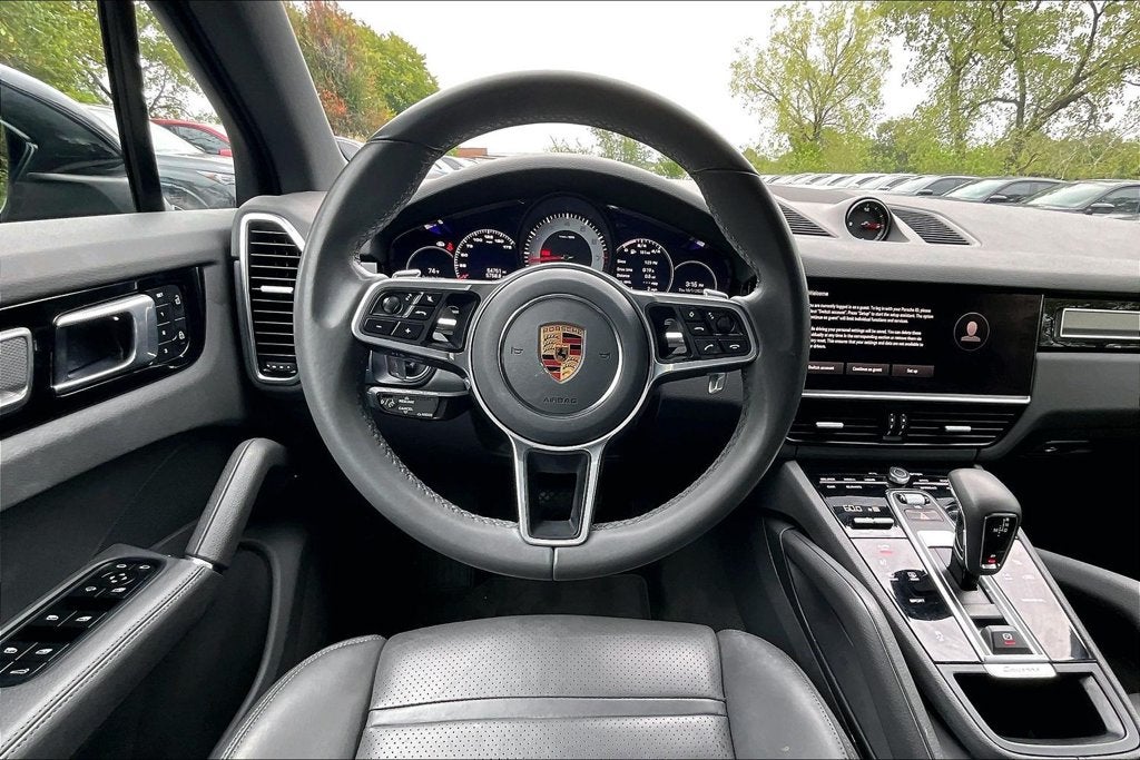 2023 Porsche Cayenne Platinum Edition