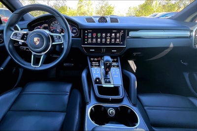 2023 Porsche Cayenne Base