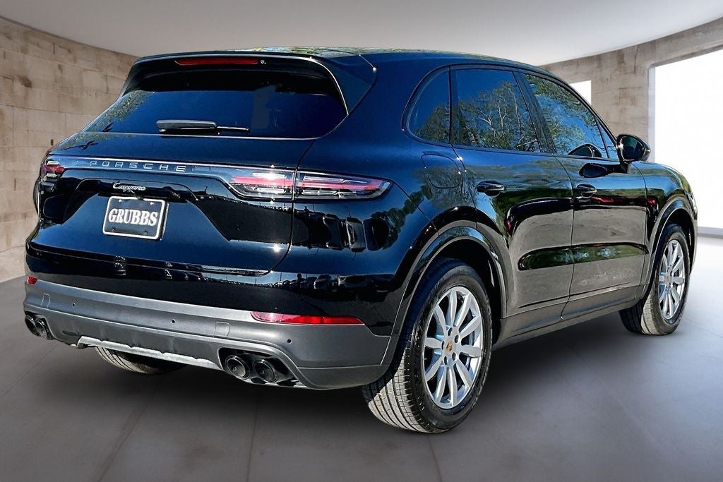 2023 Porsche Cayenne Base