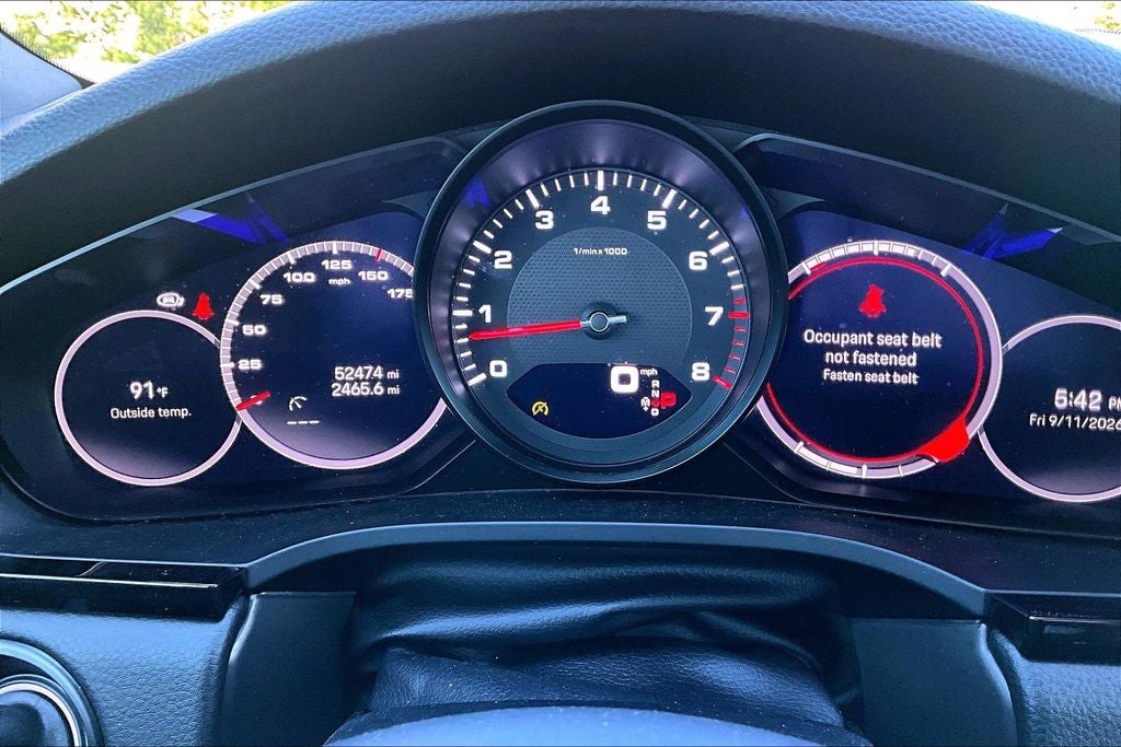 2023 Porsche Cayenne Base