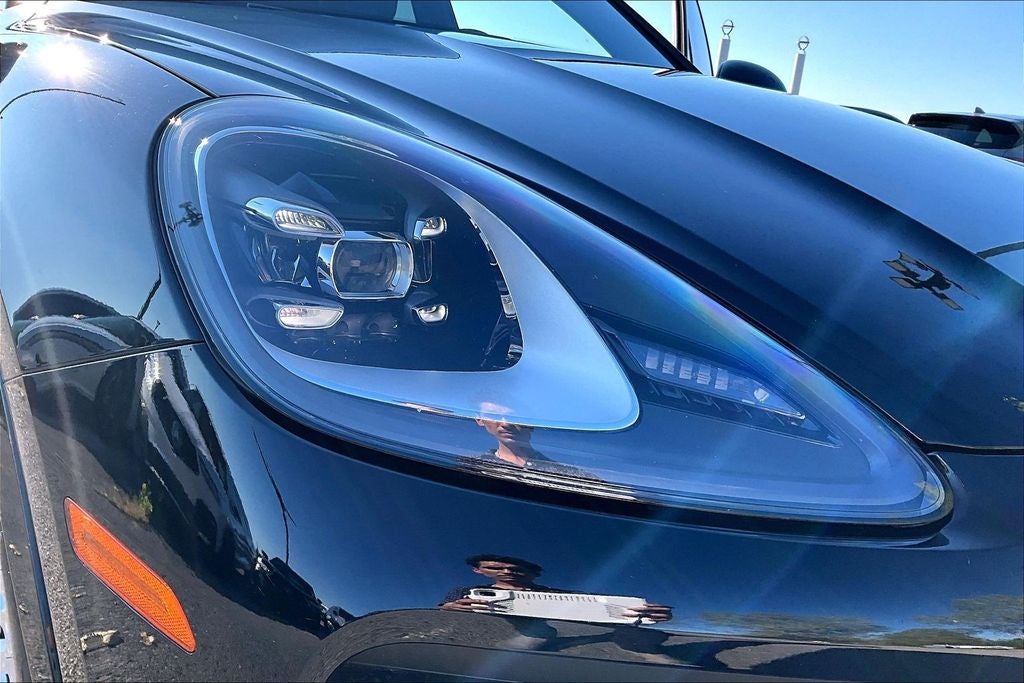 2023 Porsche Cayenne Base