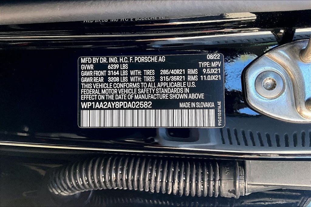 2023 Porsche Cayenne Base