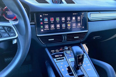 2023 Porsche Cayenne Base