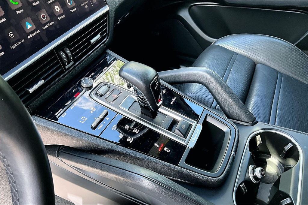 2022 Porsche Cayenne E-Hybrid Platinum Edition