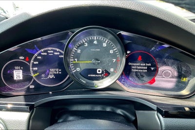 2022 Porsche Cayenne E-Hybrid Platinum Edition