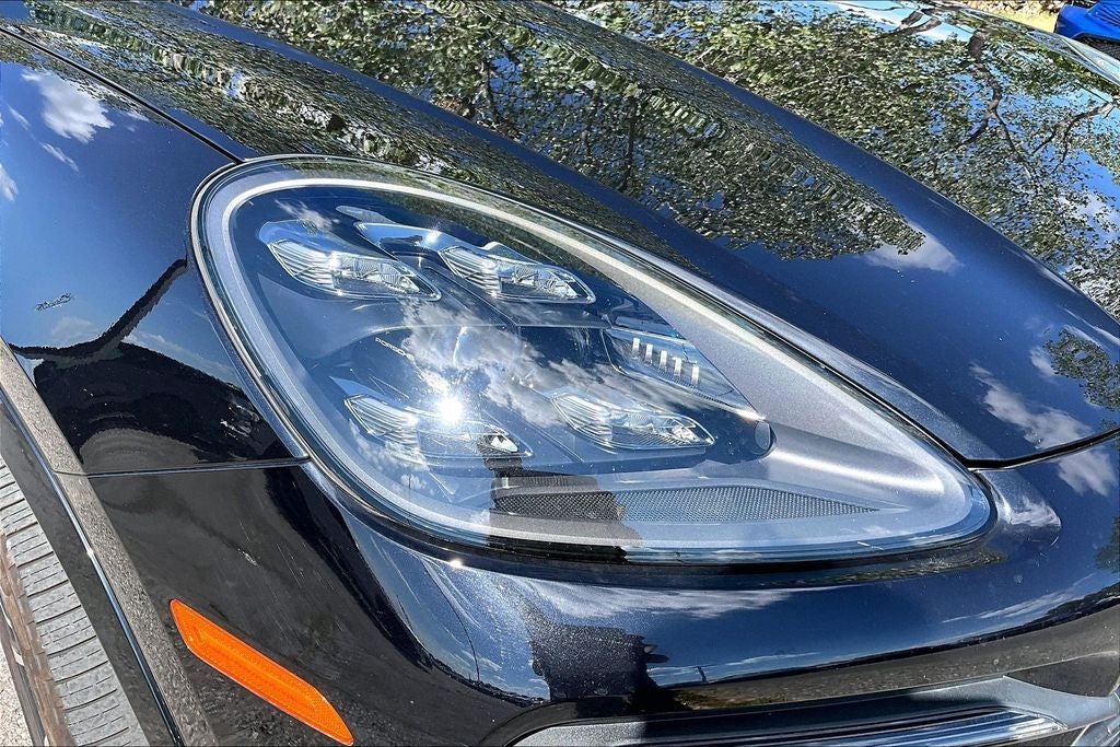 2022 Porsche Cayenne E-Hybrid Platinum Edition