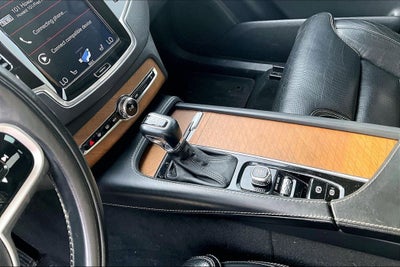 2018 Volvo XC90 T6 Inscription