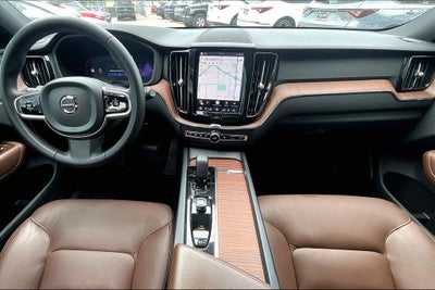 2024 Volvo XC60 Recharge Plug-In Hybrid T8 Plus Dark Theme