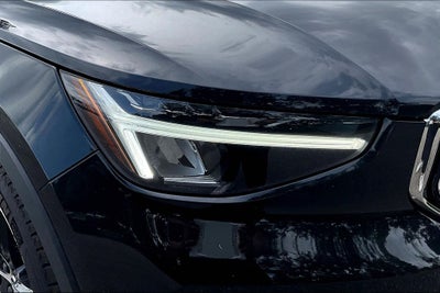 2024 Volvo XC40 B5 Core